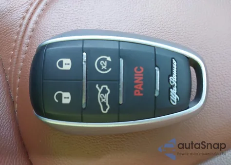 2019 Alfa Romeo Giulia Rwd z USA, uszkodzony, nr VIN ZARFAMAN6K7622286